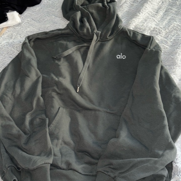 Alo Yoga - Accolade Hoodie Charcoal green, UNISEX, size; M in, worn once. EUC. - Picture 7 of 15